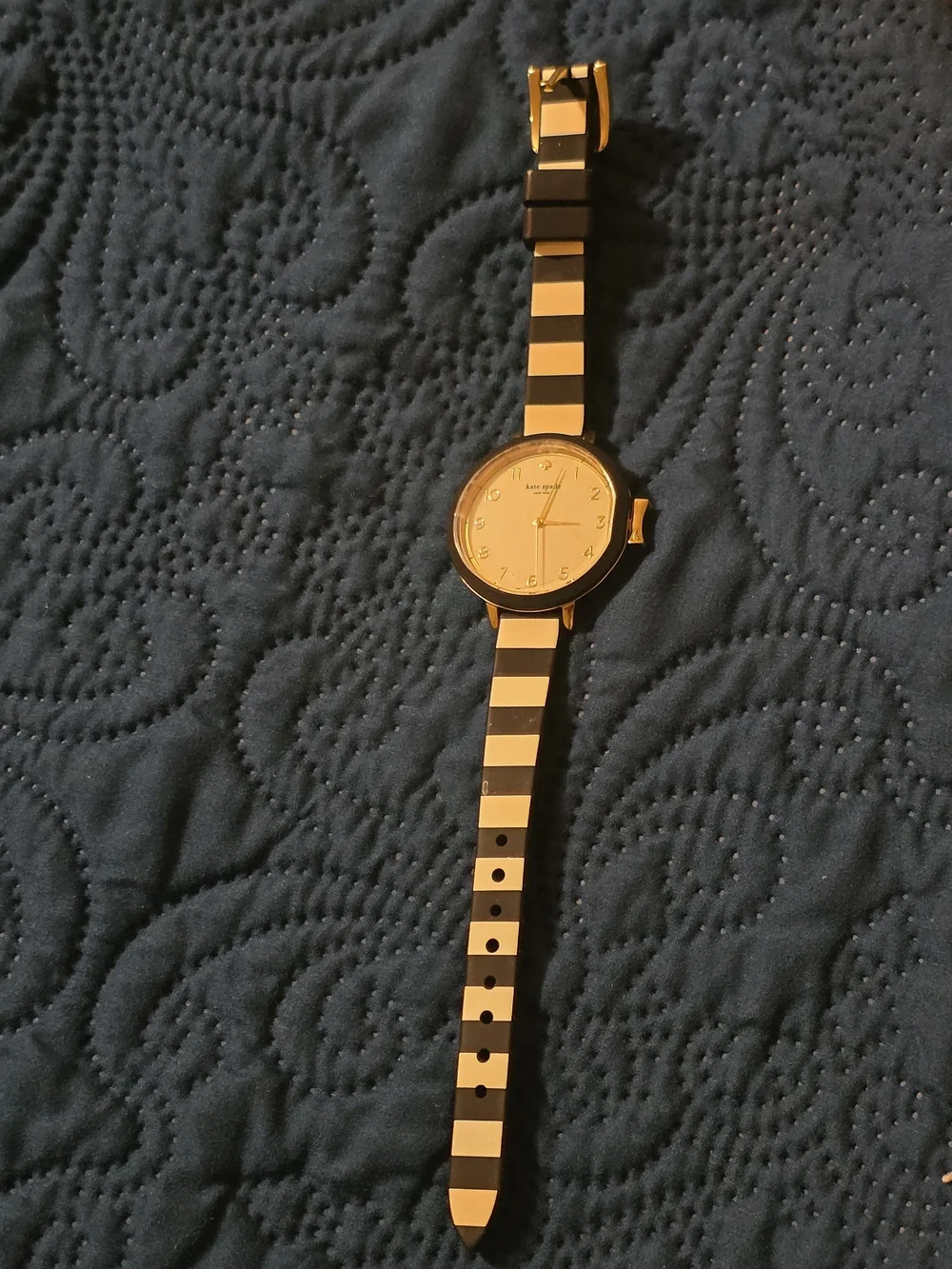 kate spade Black and White Stripe Acrylic Bracelet Watch Need Battery